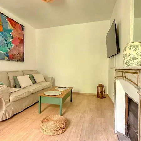 Charming Flat In A Medieval Village Διαμέρισμα
