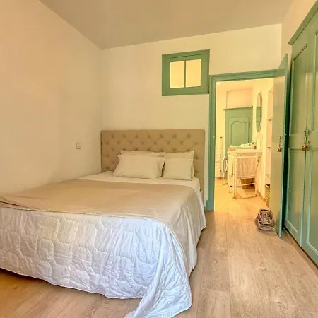 Charming Flat In A Medieval Village
